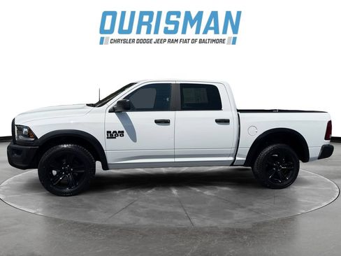 Used 2024 RAM 1500 Warlock AWD/4WD image 3