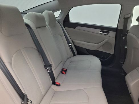 Used 2018 Hyundai Sonata SE image 19