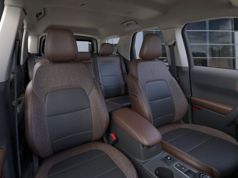 New 2025 Ford Bronco Sport Outer Banks w/ Outer Banks Tech Package+ AWD/4WD image 10