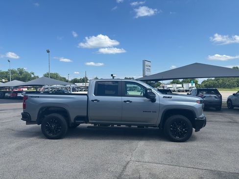 New 2025 Chevrolet Silverado 2500 Custom w/ Custom Value Package AWD/4WD image 4