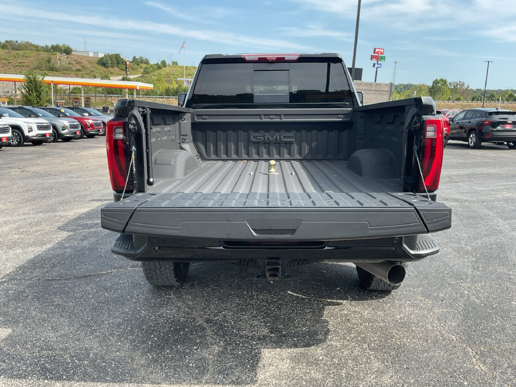Used 2025 GMC Sierra 2500 Denali w/ Denali Reserve Package AWD/4WD image 10
