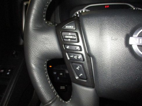 Used 2024 Nissan Frontier SL w/ Technology Package AWD/4WD image 21