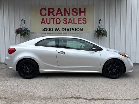 Used 2015 Kia Forte Koup SX image 2