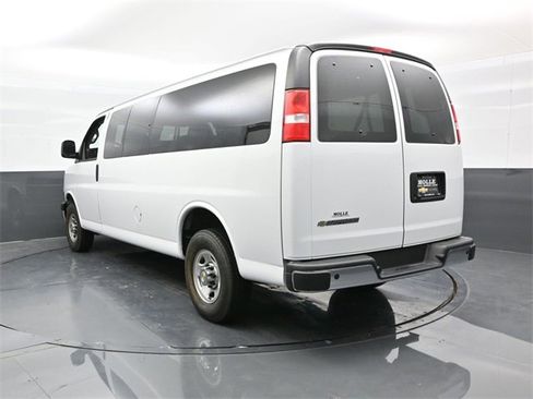 Used 2024 Chevrolet Express 3500 LT w/ LT Preferred Equipment Group image 5