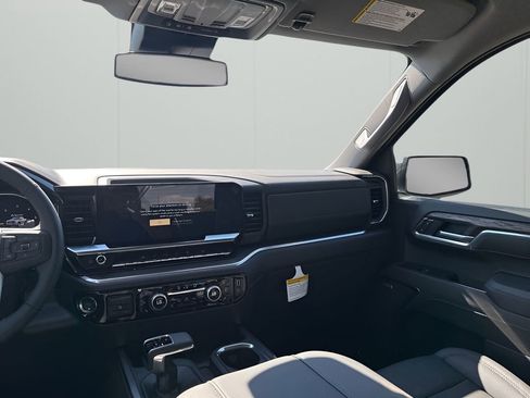 New 2026 GMC Sierra 1500 SLT w/ SLT Convenience Package image 24