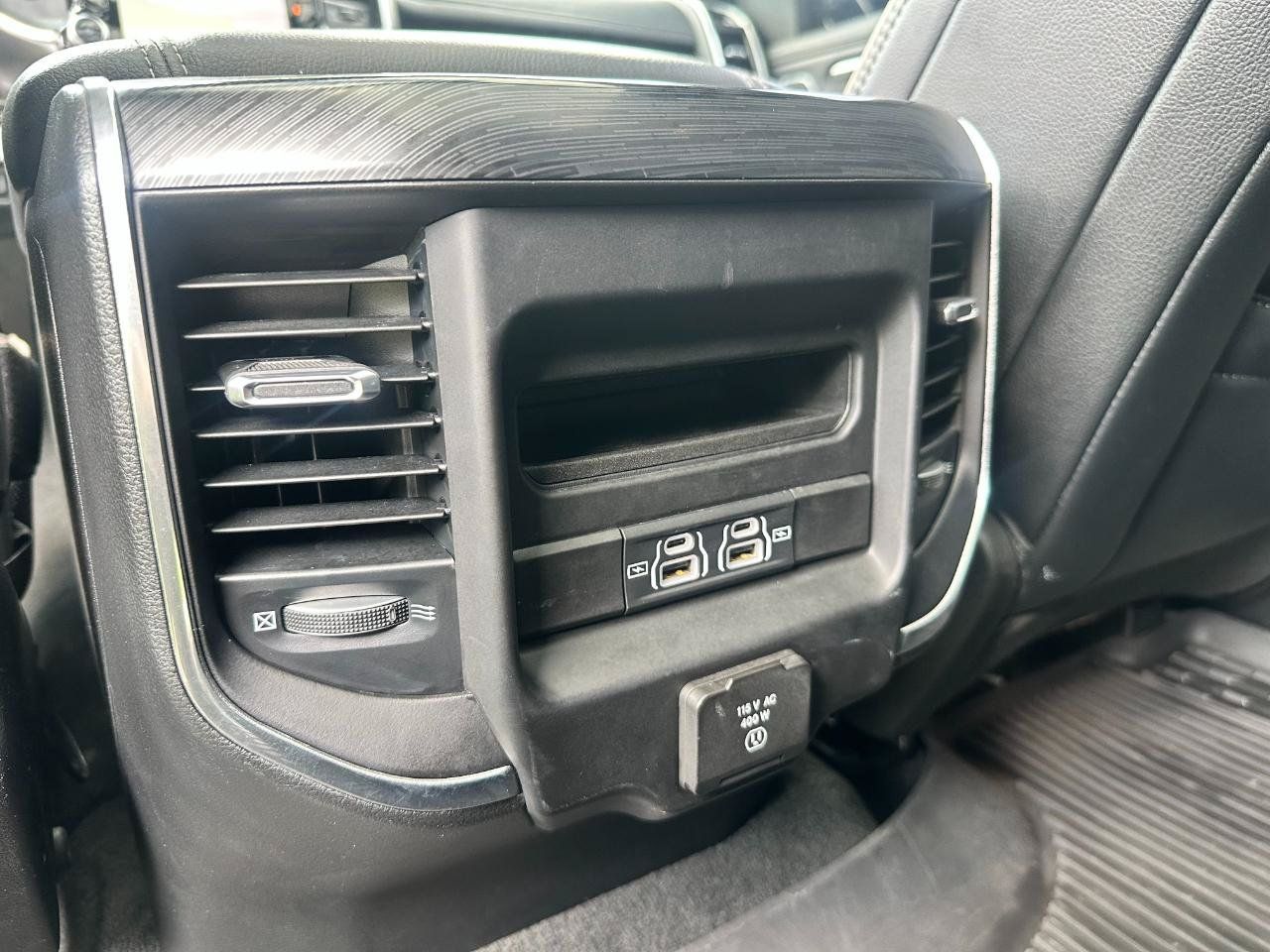Used 2023 RAM 1500 Laramie AWD/4WD image 22