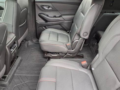 Used 2023 Chevrolet Traverse RS w/ LPO, Floor Liner Package image 11