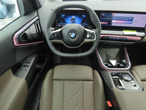 Certified 2025 BMW X3 xDrive30i w/ Premium Package AWD/4WD image 10
