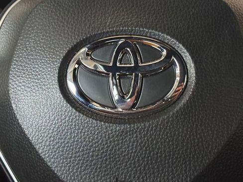 Used 2026 Toyota Corolla SE FWD image 13