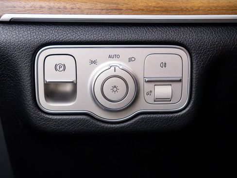 Certified 2024 Mercedes-Benz GLE 350 GLE 350 w/ Driver Assistance Package image 23