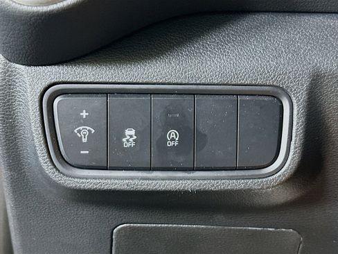 Used 2025 Kia Soul LX w/ LX Technology Package image 17