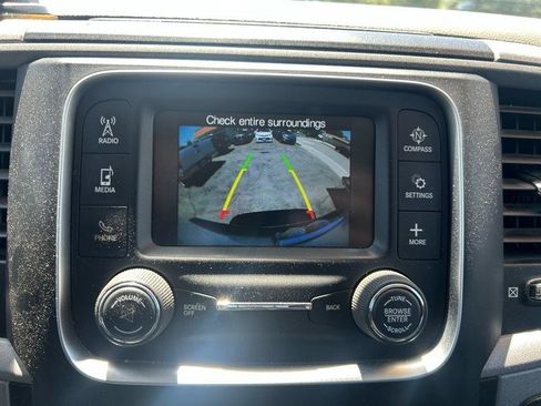 Used 2017 RAM 2500 Tradesman w/ Chrome Appearance Group RWD image 16