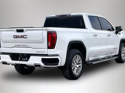 Used 2022 GMC Sierra 1500 Denali w/ Driver Alert Package II AWD/4WD image 5