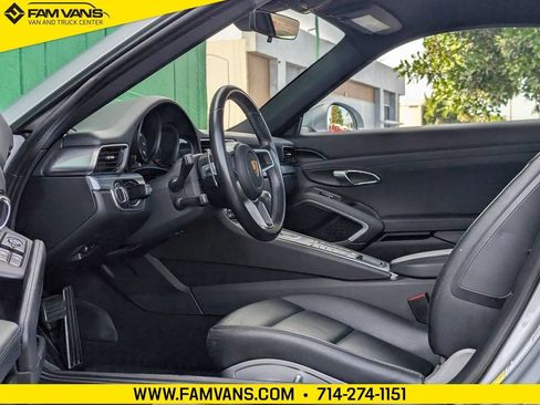 Used 2017 Porsche 911 Carrera image 9