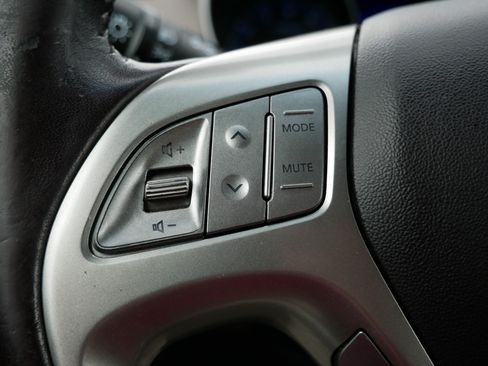 Used 2012 Hyundai Tucson GLS AWD/4WD image 27