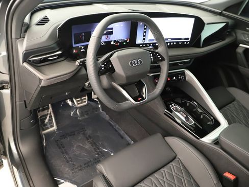 New 2026 Audi SQ5 Premium Plus AWD/4WD image 15