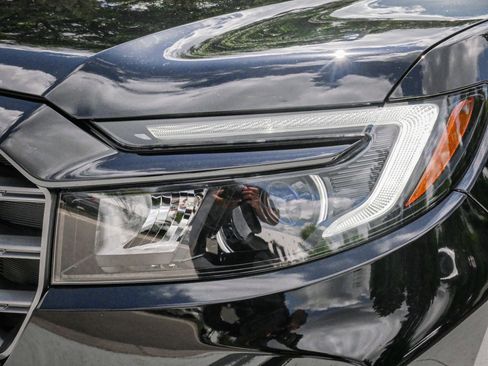 Used 2024 Honda Passport TrailSport image 6