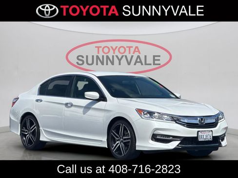 Used 2017 Honda Accord Sport image 10