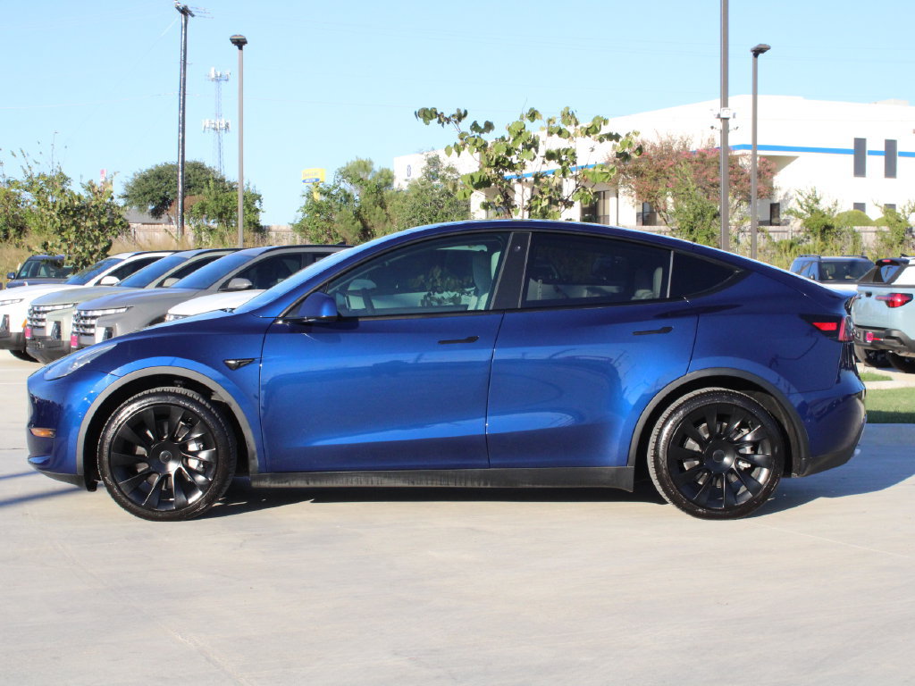 Used 2021 Tesla Model Y Long Range AWD/4WD image 5