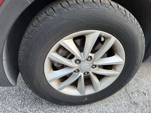 Used 2017 Kia Sorento FWD image 5
