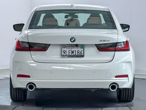 Used 2024 BMW 330i Sedan w/ Premium Package RWD image 7