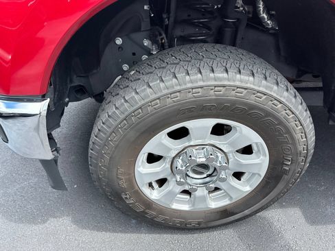 Used 2024 Ford F250 XLT w/ F-250 >10K GVWR Package AWD/4WD image 5
