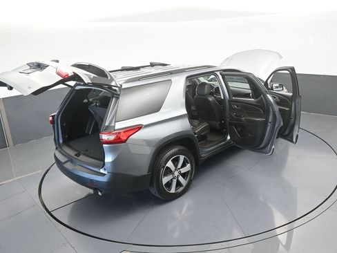 Used 2020 Chevrolet Traverse LT w/ LT Premium Package image 83