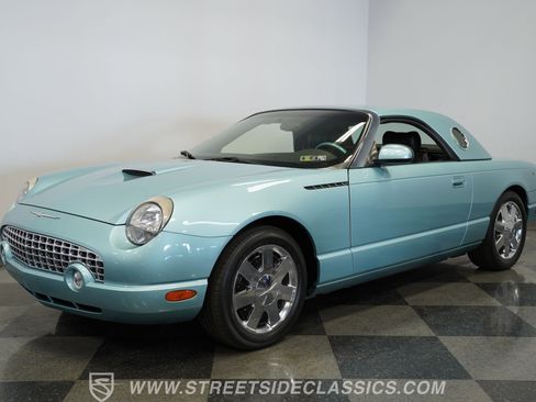 Used 2002 Ford Thunderbird image 22