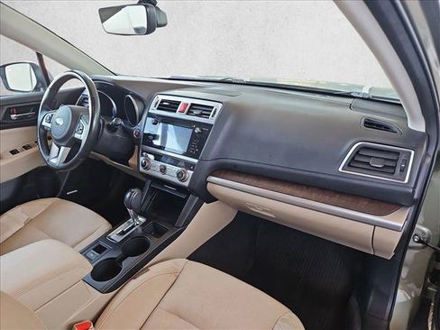 Used 2017 Subaru Outback 2.5i Limited AWD/4WD image 23