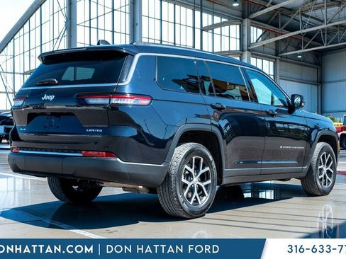 Used 2023 Jeep Grand Cherokee L Limited AWD/4WD image 33