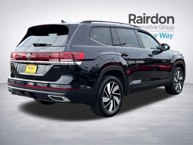Used 2025 Volkswagen Atlas SE AWD/4WD image 7