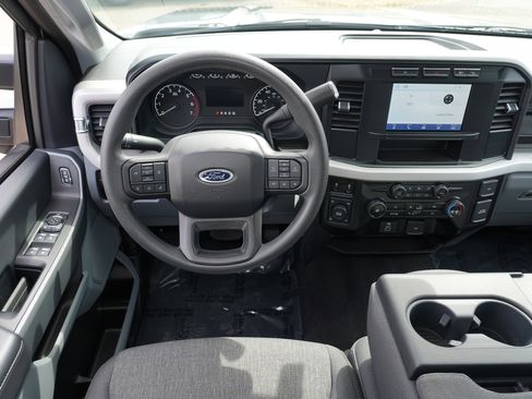 Used 2024 Ford F250 XL w/ STX Appearance Package AWD/4WD image 22