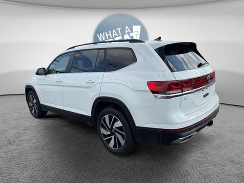 Used 2024 Volkswagen Atlas SE image 6