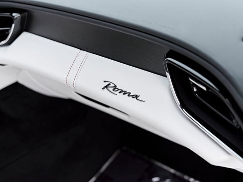 Used 2022 Ferrari Roma RWD image 51
