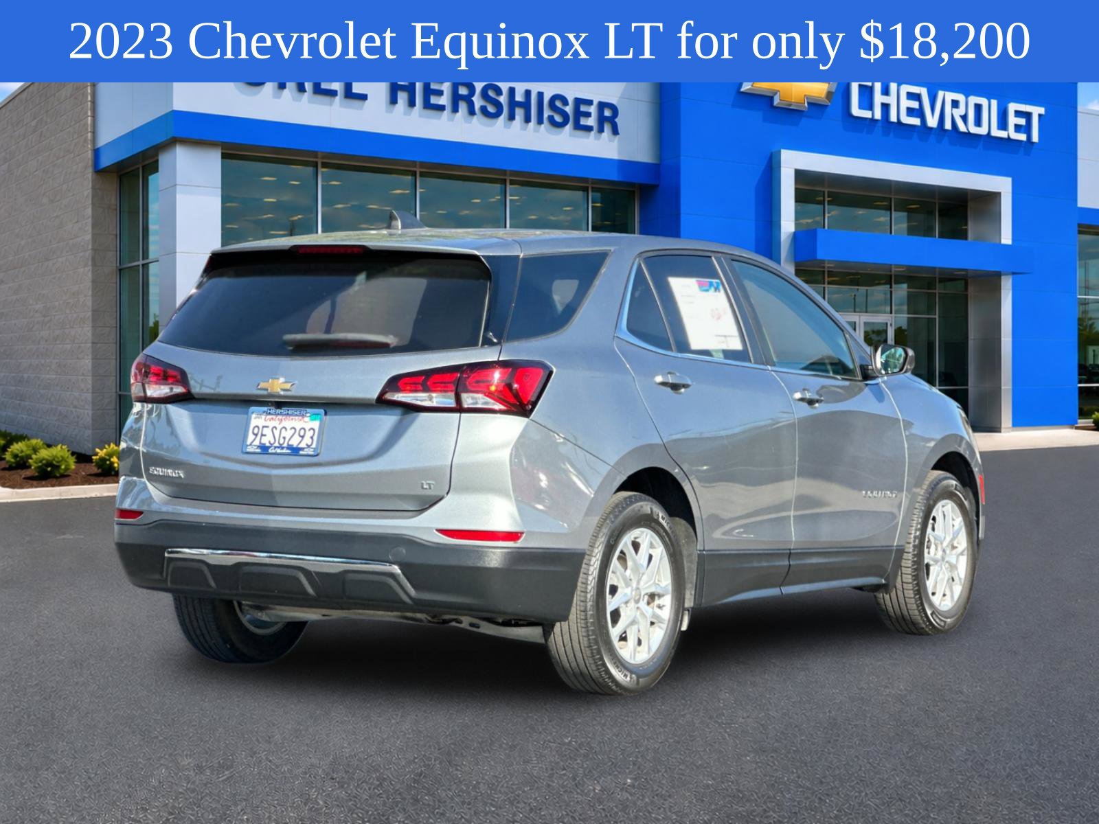 Used 2023 Chevrolet Equinox LT w/ LPO, Floor Liner Package FWD image 5