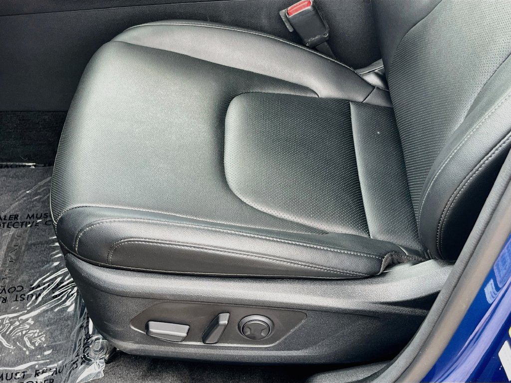 Used 2025 Kia Sportage EX w/ Premium Package FWD image 19
