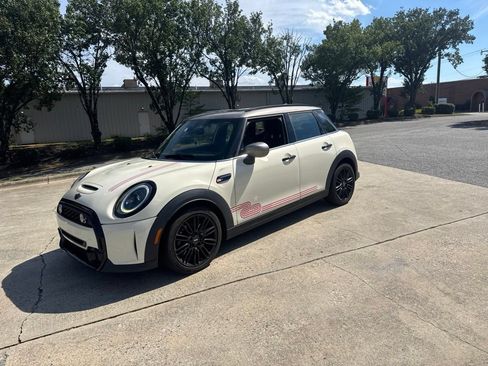 Used 2023 MINI Cooper S FWD image 10