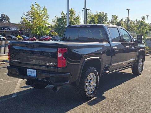 Used 2024 Chevrolet Silverado 2500 High Country w/ High Country Premium Package AWD/4WD image 5