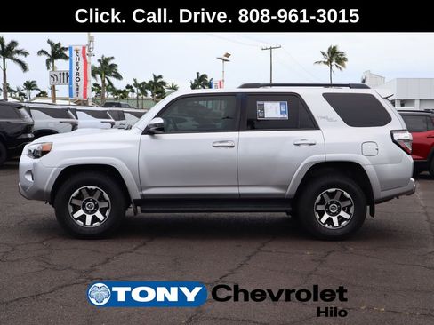 Used 2019 Toyota 4Runner SR5 image 2