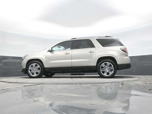Used 2017 GMC Acadia Limited SLT image 20
