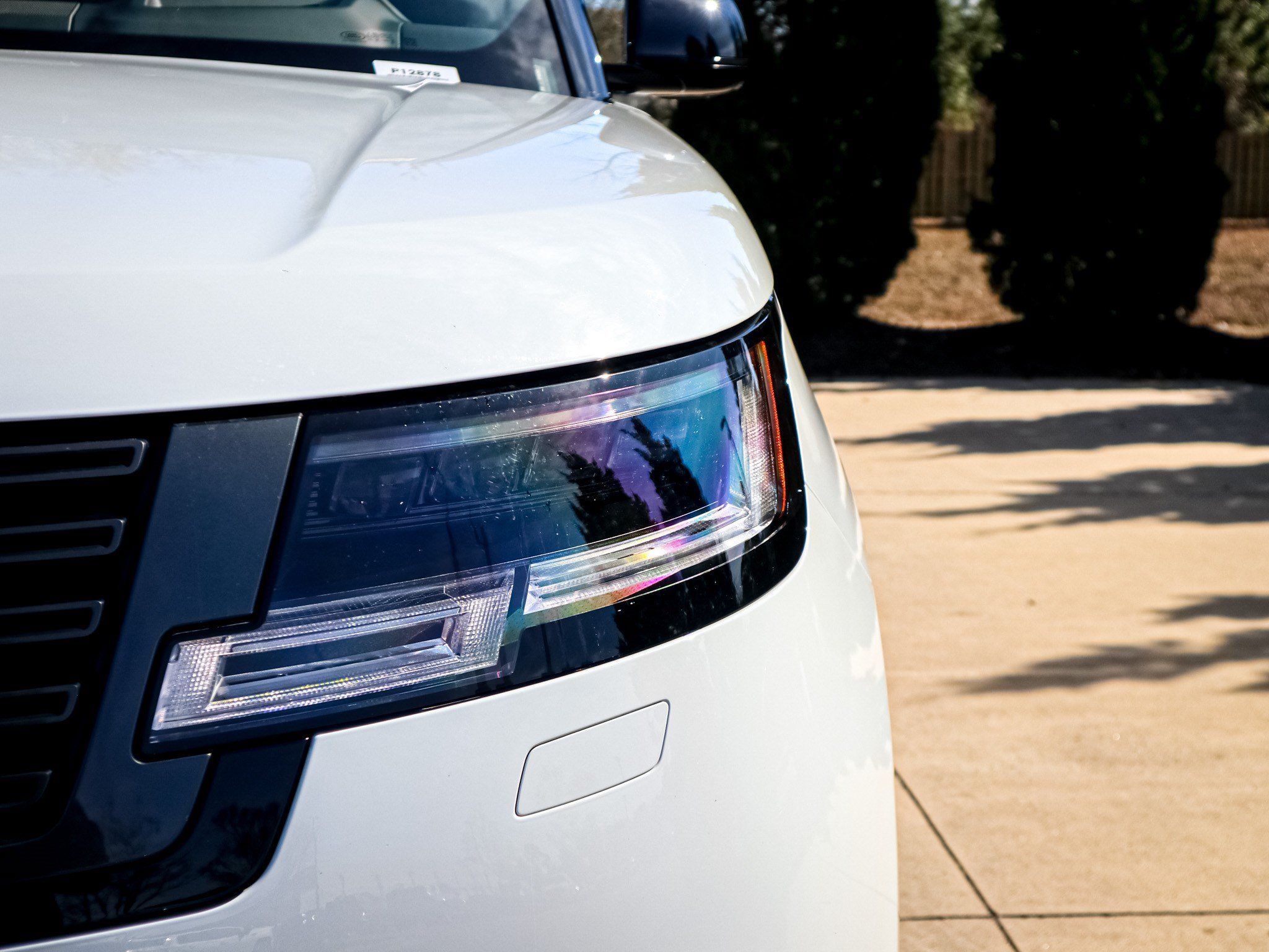 Used 2025 Land Rover Range Rover SE AWD/4WD image 6
