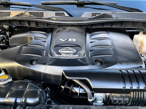 Certified 2023 Nissan Armada Platinum image 31