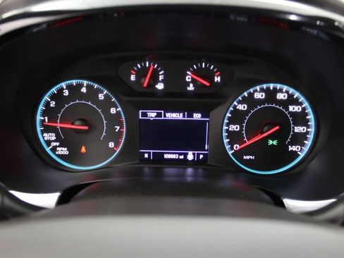 Used 2022 Chevrolet Traverse LS FWD image 26