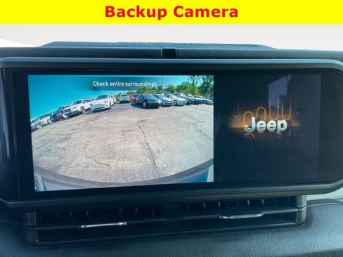 Used 2024 Jeep Wrangler Unlimited w/ Convenience Group AWD/4WD image 22