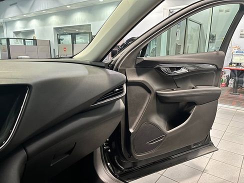 Certified 2022 Buick Envision Preferred image 24