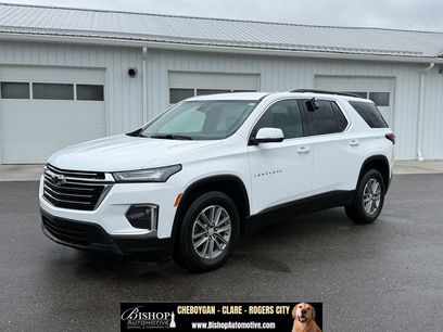 Used 2023 Chevrolet Traverse LT w/ LPO, Floor Liner Package