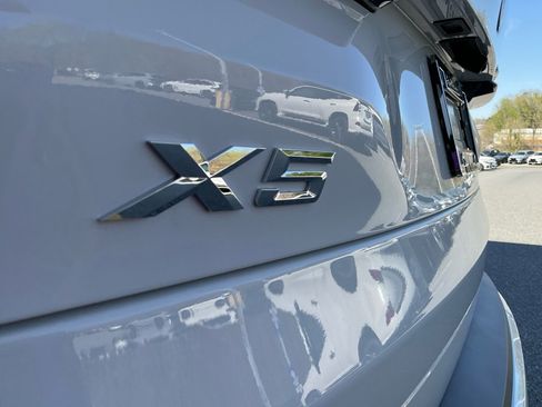 New 2026 BMW X5 xDrive50e AWD/4WD image 14