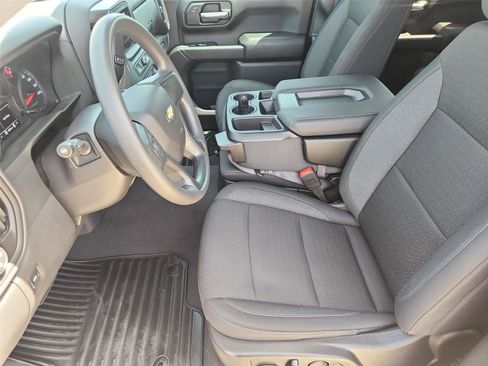 Used 2025 Chevrolet Silverado 1500 Custom AWD/4WD image 18