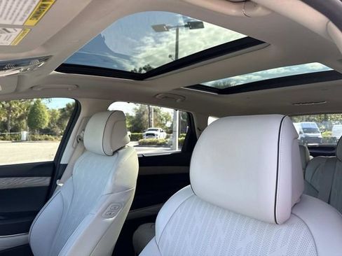 Used 2022 Genesis GV80 2.5T w/ Prestige Package 04 image 23