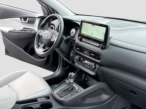 Certified 2023 Hyundai Kona Limited w/ Cargo Package image 5